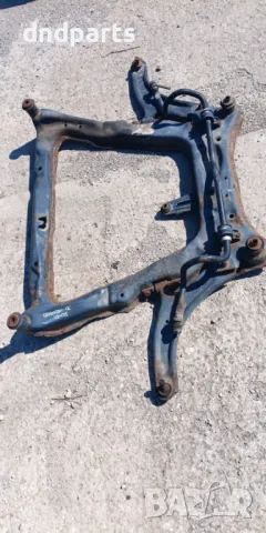 Преден мост Nissan Qashqai 2.0i 2012г.	