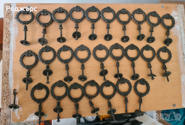 Контакти, ключове, бушони, дръжки, панти, звънци и др., снимка 5 - Антикварни и старинни предмети - 52651128