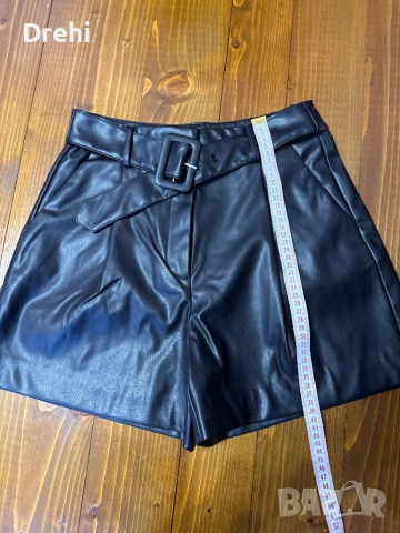 Кожени къси панталони размер М 