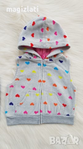 Елек Carter's 6 месеца, снимка 8 - Бебешки якета и елеци - 39299575