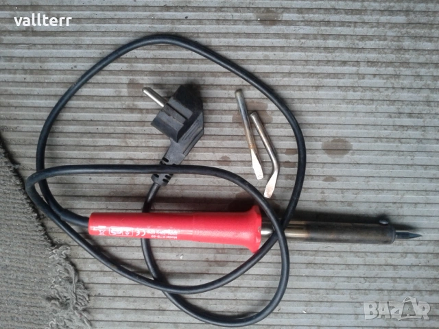 фотоапарати,обектив хелиос,поялник,гергив и табла,календар часовник, снимка 12 - Други стоки за дома - 53305837