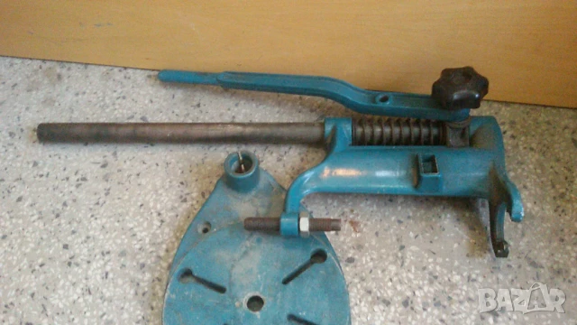 Стойка за бормашина Black+Decker, снимка 6 - Бормашини - 51245112