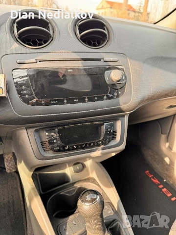 Seat Ibiza, снимка 6 - Автомобили и джипове - 52908133