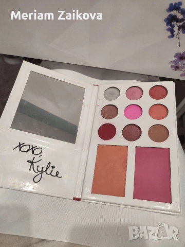 Палитри, снимка 9 - Козметика за лице - 54017404