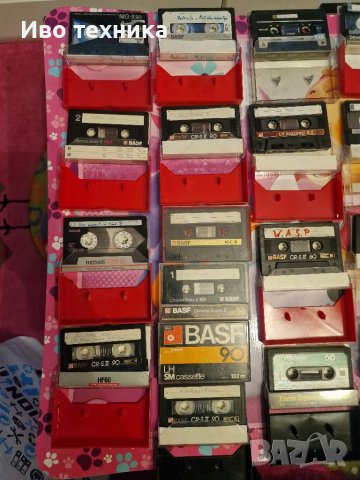 Продавам касетки 100бр.диско метал  рок и няколко със немска музика  и някои други с класика, снимка 12 - Декове - 39397775
