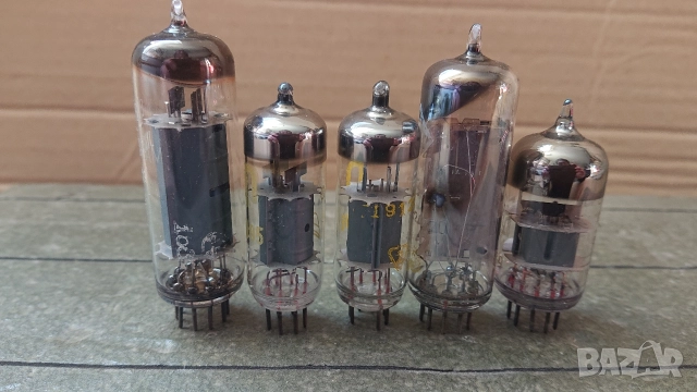 Лот радиолампи EL84, EL95, EM84, 6Н23П. , снимка 3 - Ресийвъри, усилватели, смесителни пултове - 52991055