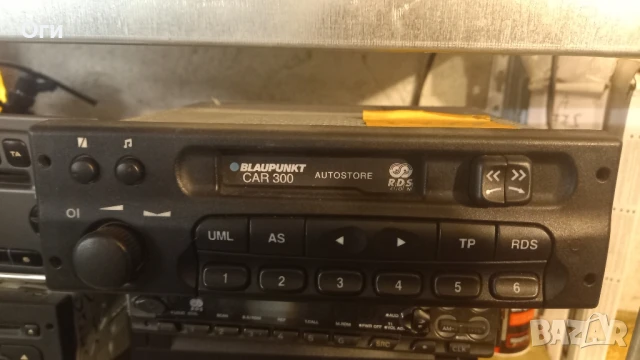 Авторадио за Опел BLAUPUNKT CAR300
