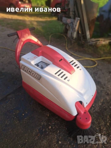 Почистваща машина (метла), снимка 6 - Други почистващи услуги - 50860420