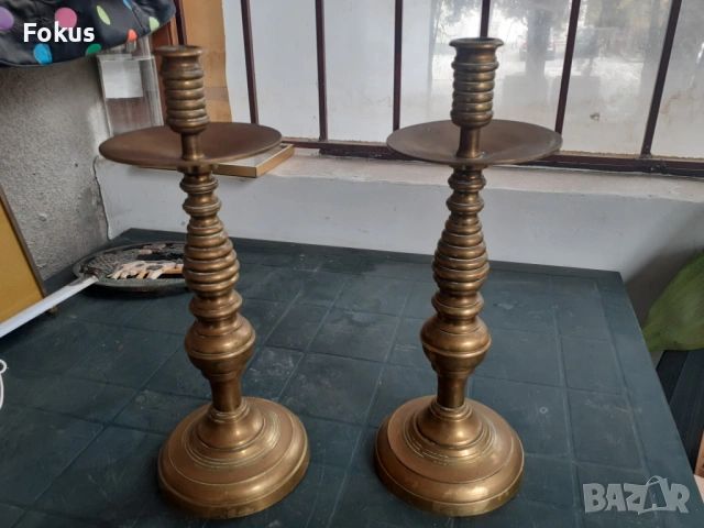 Чифт невероятни стари бронзови свещници, снимка 2 - Антикварни и старинни предмети - 53279838