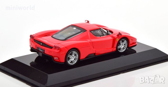 FERRARI Enzo 2002 - мащаб 1:43 на IXO/Altaya моделът е нов в PVC дисплей-кейс, снимка 2 - Колекции - 42636953