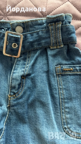 Дрехи момиче Mayoral/МАйорал размер 104 и 110 двулицев елек, суитшърт, дънки, снимка 7 - Детски якета и елеци - 51920252