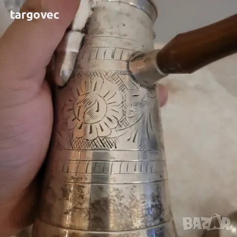 уникално красив арабски комплект за кафе с четири чаши, снимка 3 - Чаши - 48650204