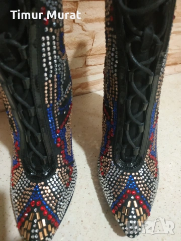предлагам дамски боти на Sergio Rossi, снимка 7 - Дамски боти - 53163759
