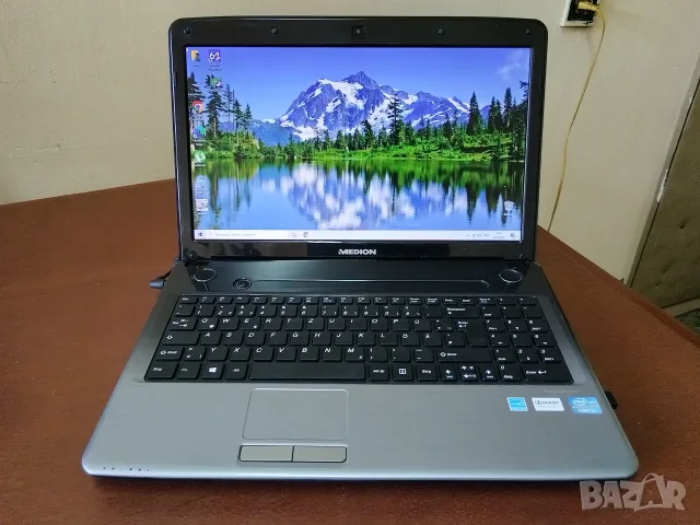 Лаптоп Medion Akoya E6234