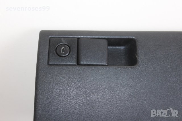 Жабка капак Опел Вектра А 1.4i 1991 Opel Vectra A, снимка 3 - Части - 42831107