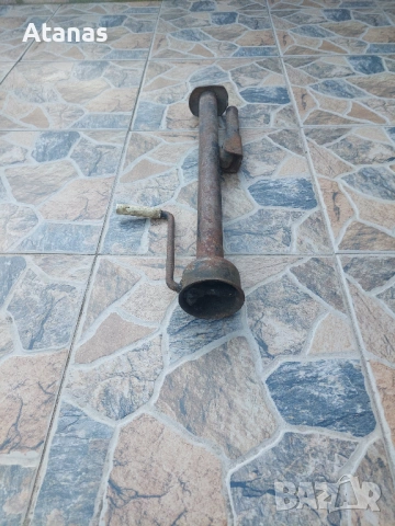 работещ оригинален крик за трабант