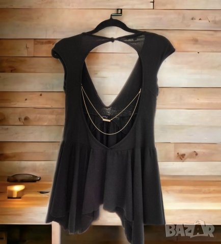 Дамски топ Patrizia Pepe Размер:С/М с верижка , снимка 1