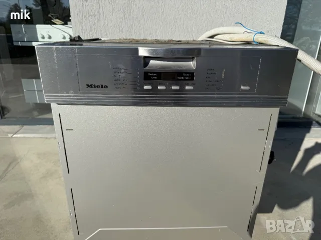 Съдомиялна Миеле за вграждане , снимка 2 - Съдомиялни - 50283303