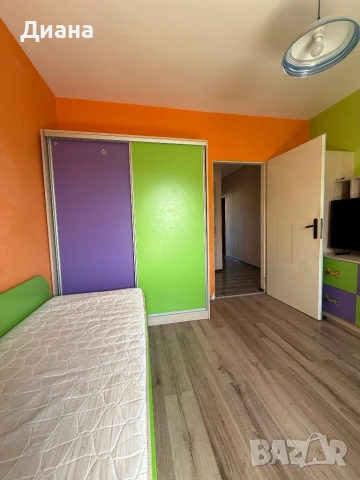 Продавам Тристаен апартамент, снимка 6 - Апартаменти - 53806768