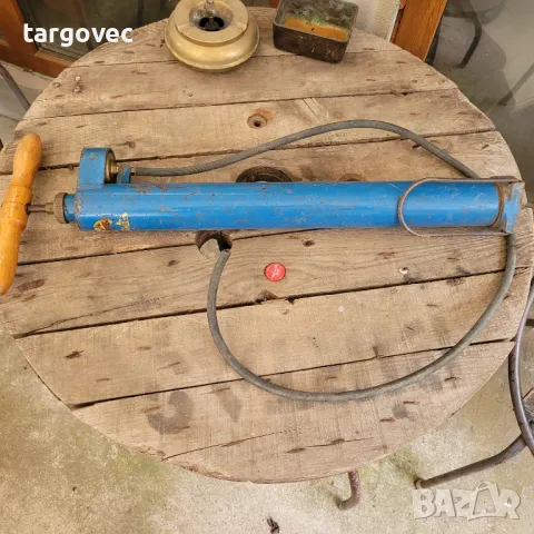Уникална е голяма 70 см старинна ръчна помпа, снимка 4 - Антикварни и старинни предмети - 47794601