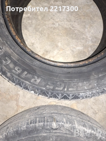 Продавам зимни гуми 4 бр. 215/65/16, снимка 2 - Гуми и джанти - 52411702