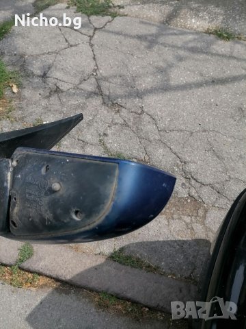 Дясно огледало за Алфа Ромео , снимка 2 - Части - 33969135