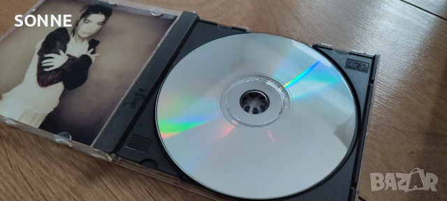 Björk - Debut (CD) , снимка 4 - CD дискове - 50594314