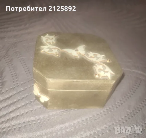 Дамски часовници и гривна, снимка 14 - Дамски - 56471662