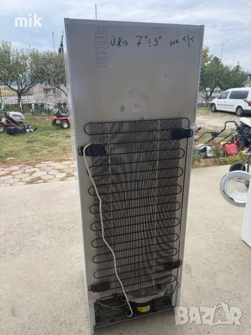 Хладилник - Охладител Bosch 170см , снимка 7 - Хладилници - 52053244