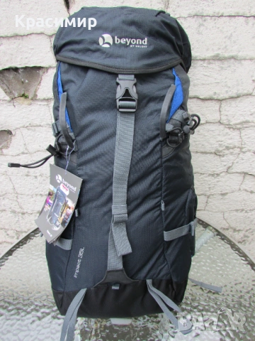 Туристическа раница Gelert Beyond Impact 35 L, снимка 2 - Раници - 54347731