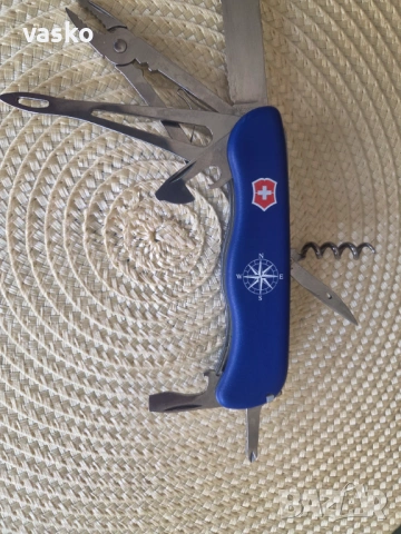 Victorinox Scipper Switzerland, снимка 4 - Ножове - 53969570