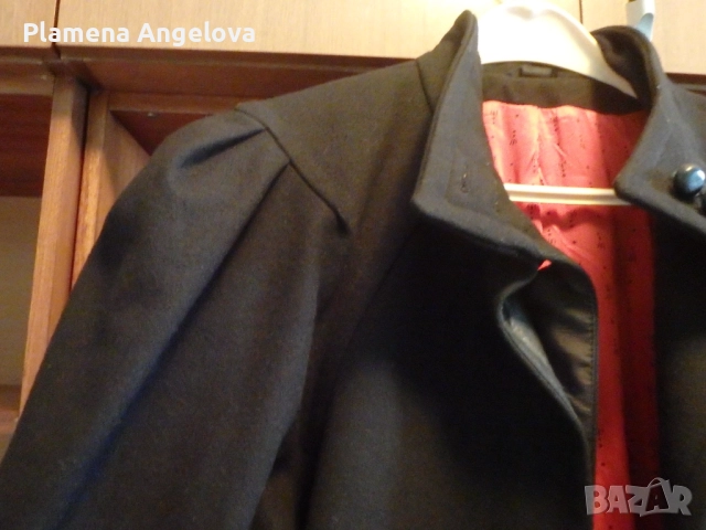 Винтидж дамско палто от 90-те, 100% вълна, снимка 2 - Палта, манта - 51943299