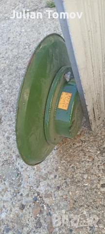 стара индустриална лампа