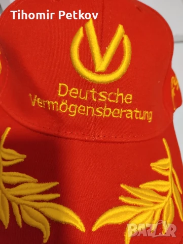 Червена шапка  Михаел Шумахер