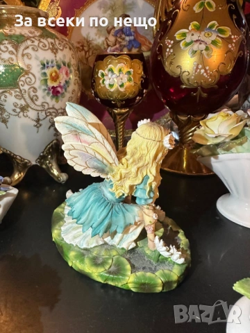 The Leonardo Collection by Christine Haworth "Among the Waterlilies" - “Феята на лилиите” Код P2005, снимка 2 - Декорация за дома - 53936260