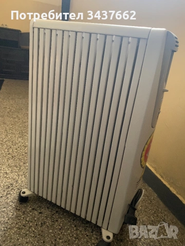 Електрически маслен радиатор Delonghi, снимка 3 - Радиатори - 54038621