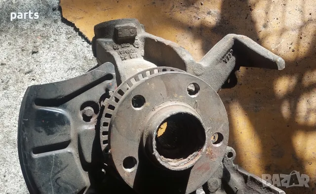 Предна Дясна Главина Ауди A3 8L (1) 2бр., снимка 6 - Части - 47741918