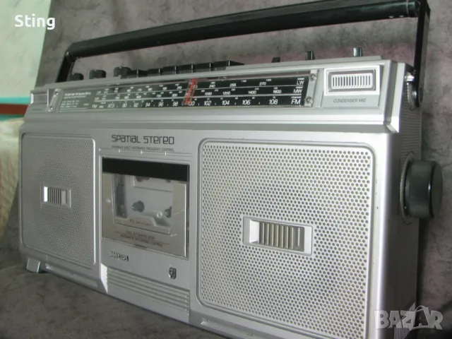 PHILIPS TR2821/22 BOOMBOX Spatial Stereo Радиокасетофон от 1980 г ., снимка 2 - Радиокасетофони, транзистори - 49474503