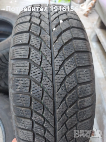 Зимни гуми Viking 215/65/16 дот 2924, снимка 4 - Гуми и джанти - 54339420