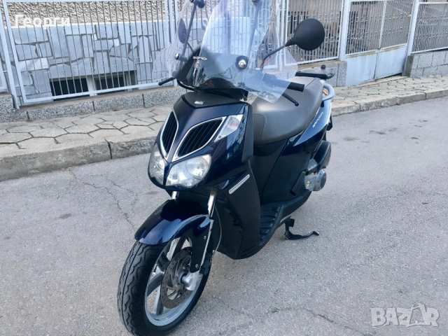 Aprilia Sportcity 200, снимка 3 - Мотоциклети и мототехника - 54334524