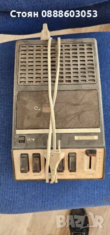 Стар касетофон 