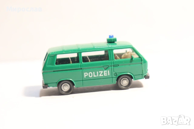WIKING H0 1/87 VW POLICE ПОЛИЦИЯ КОЛИЧКА КАМИОН МОДЕЛ, снимка 5 - Колекции - 53129229