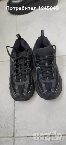 Детски маратонки Nike Vomero 5, снимка 12 - Детски маратонки - 53904913