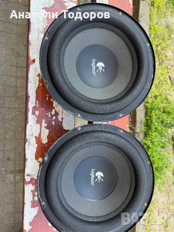 10 инчови басови говорители Logitech