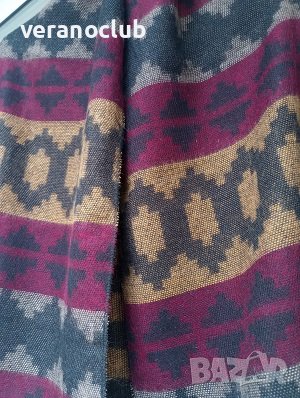 Зимен топъл шал Мотив, снимка 5 - Шалове - 42855632