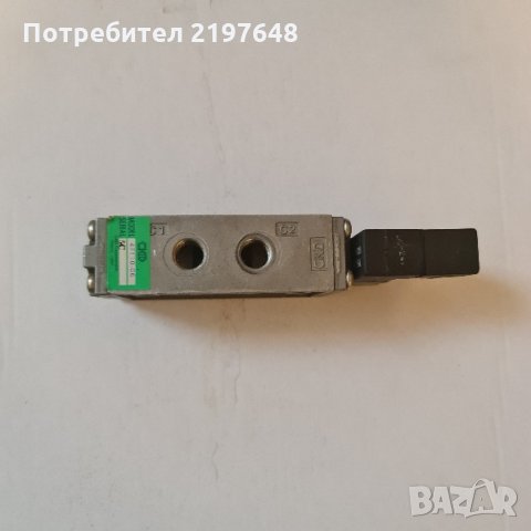 Пневматичен разпределител (вентил)5/2,  1/8",  24VDC, снимка 1 - Резервни части за машини - 35539744