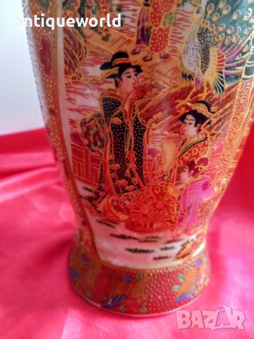 Уникална Рядка Порцеланова КИТАЙСКА Ваза, Подписана!, снимка 4 - Антикварни и старинни предмети - 44550898