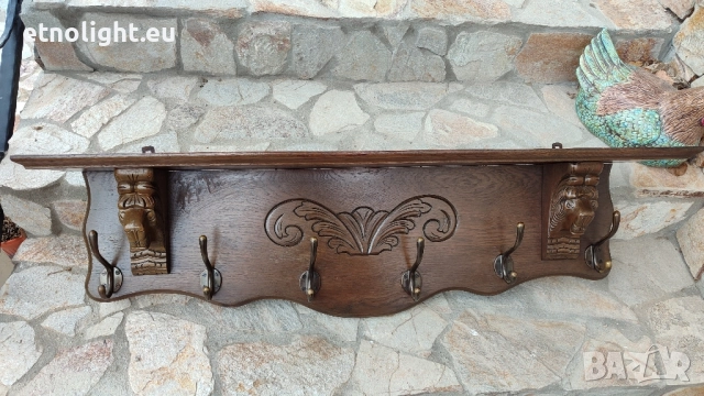 Уникална масивна дъбова закачалка с рафт отгоре и дърворезба лъвски глави,6 бр окачвачи, снимка 4 - Закачалки - 52385137