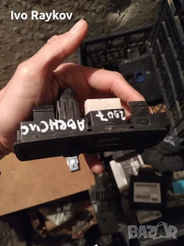 Панел Бутони ел. огледала и светлини за TOYOTA AVENSIS 183575., снимка 4 - Части - 45795158