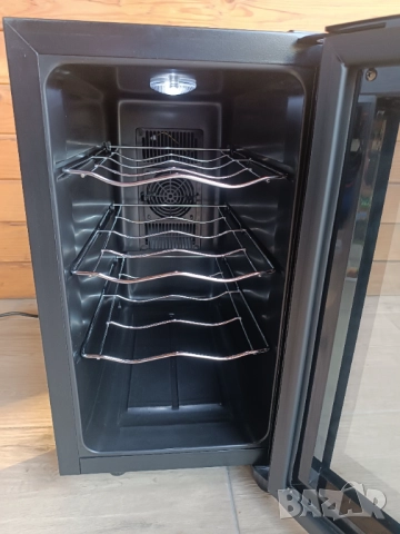 Охладител за вино Medion, снимка 2 - Обзавеждане за заведение - 52500319